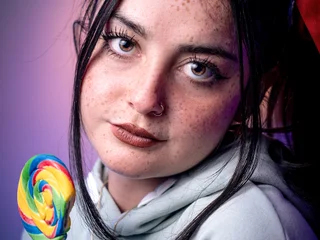 AshleyPetit featured webcam